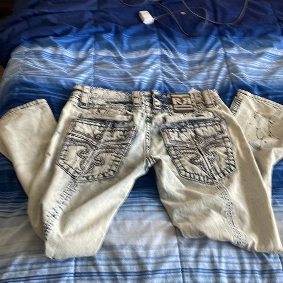 Rock Revival jeans - Picture 2 of 3